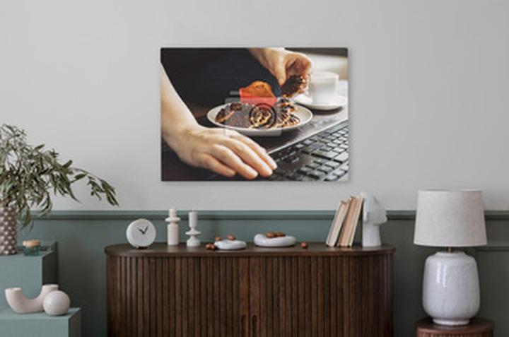 Bezmyślne jedzenie a środowisko domowe